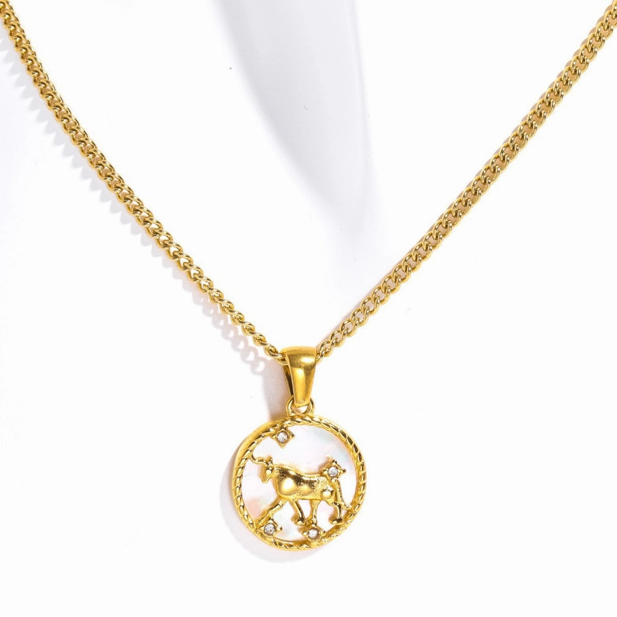 Wholesale 12 Constellations Titanium Steel Shell Coin Necklace Furnace Vacuum Plating 18k Gold Color Retention