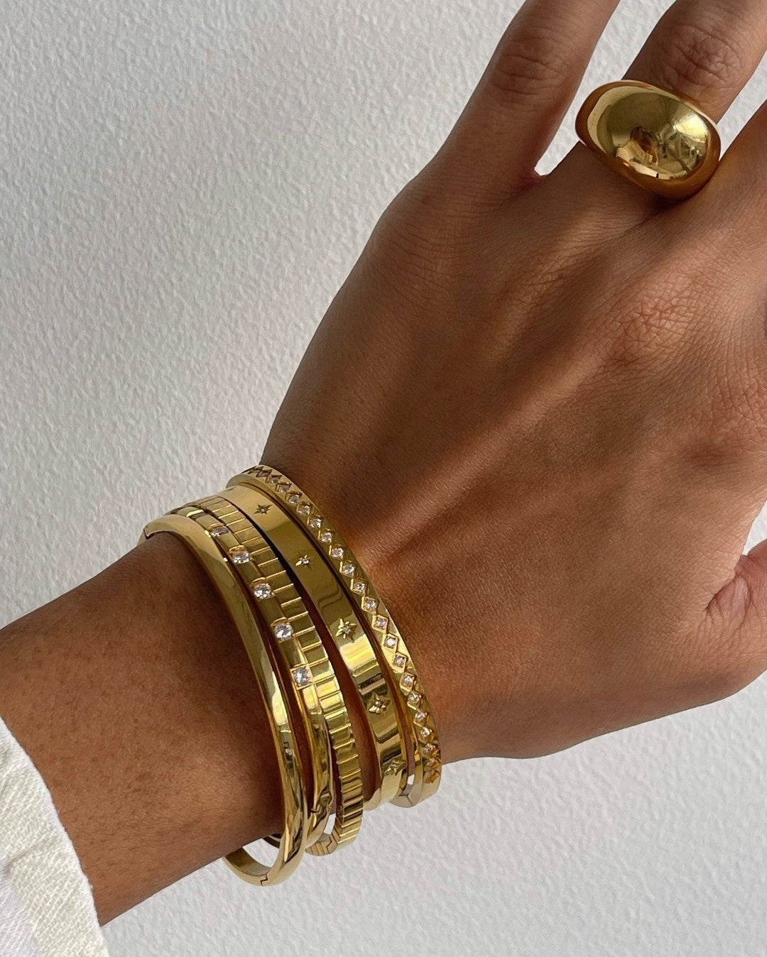 Wholesale 18k Electroplated Titanium Steel Micropaved Zircon Stacking Bracelet