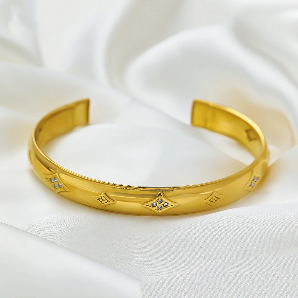 Wholesale 18k Gold Plated Diamond-shaped Adjustable Bracelet