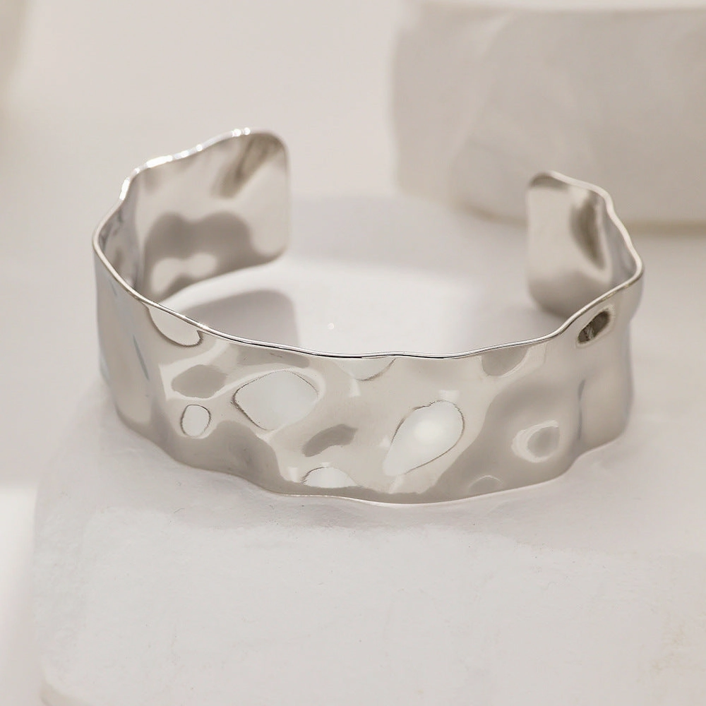 Wholesale 18k Gold Plated Hammered Wide Bracelet