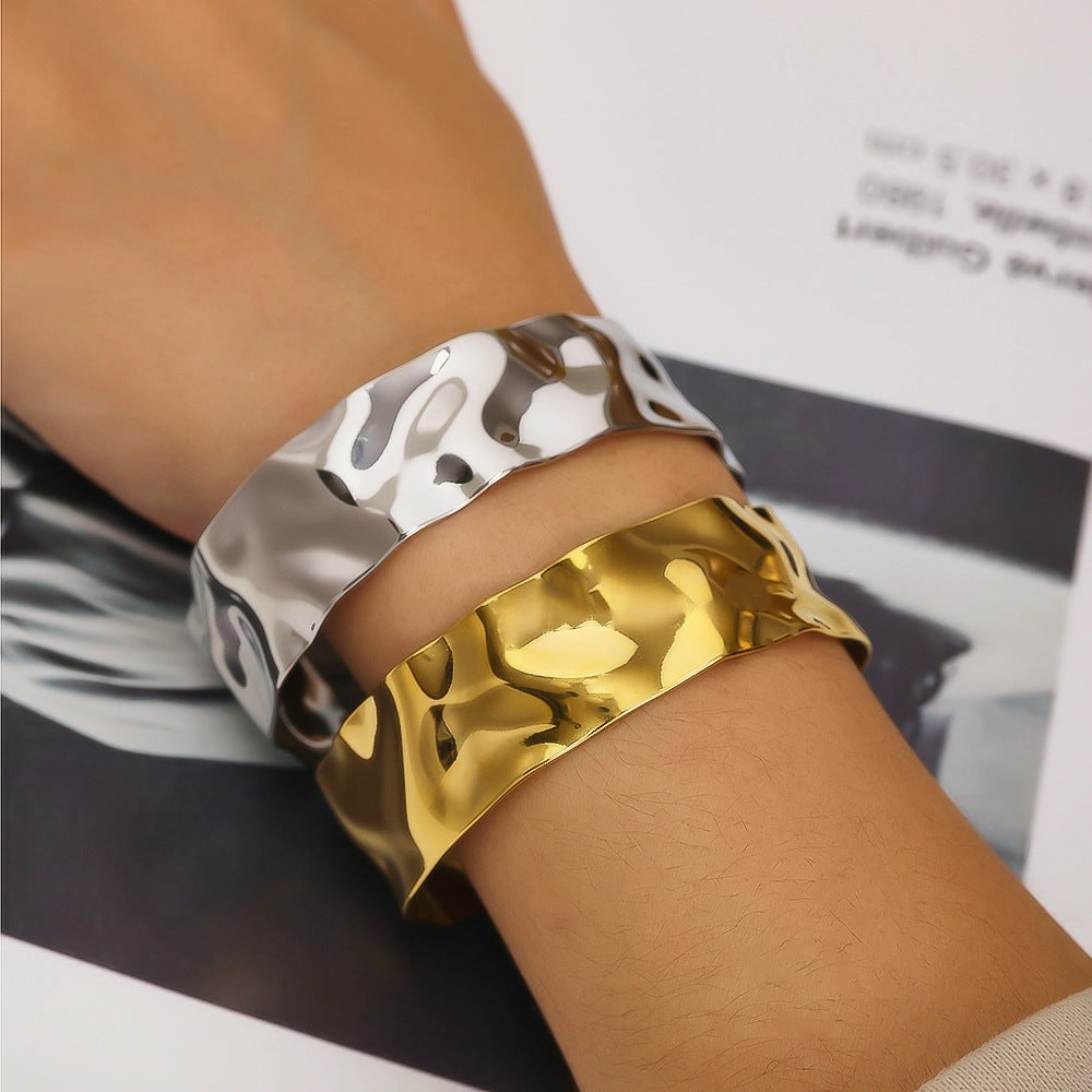 Wholesale 18k Gold Plated Hammered Wide Bracelet