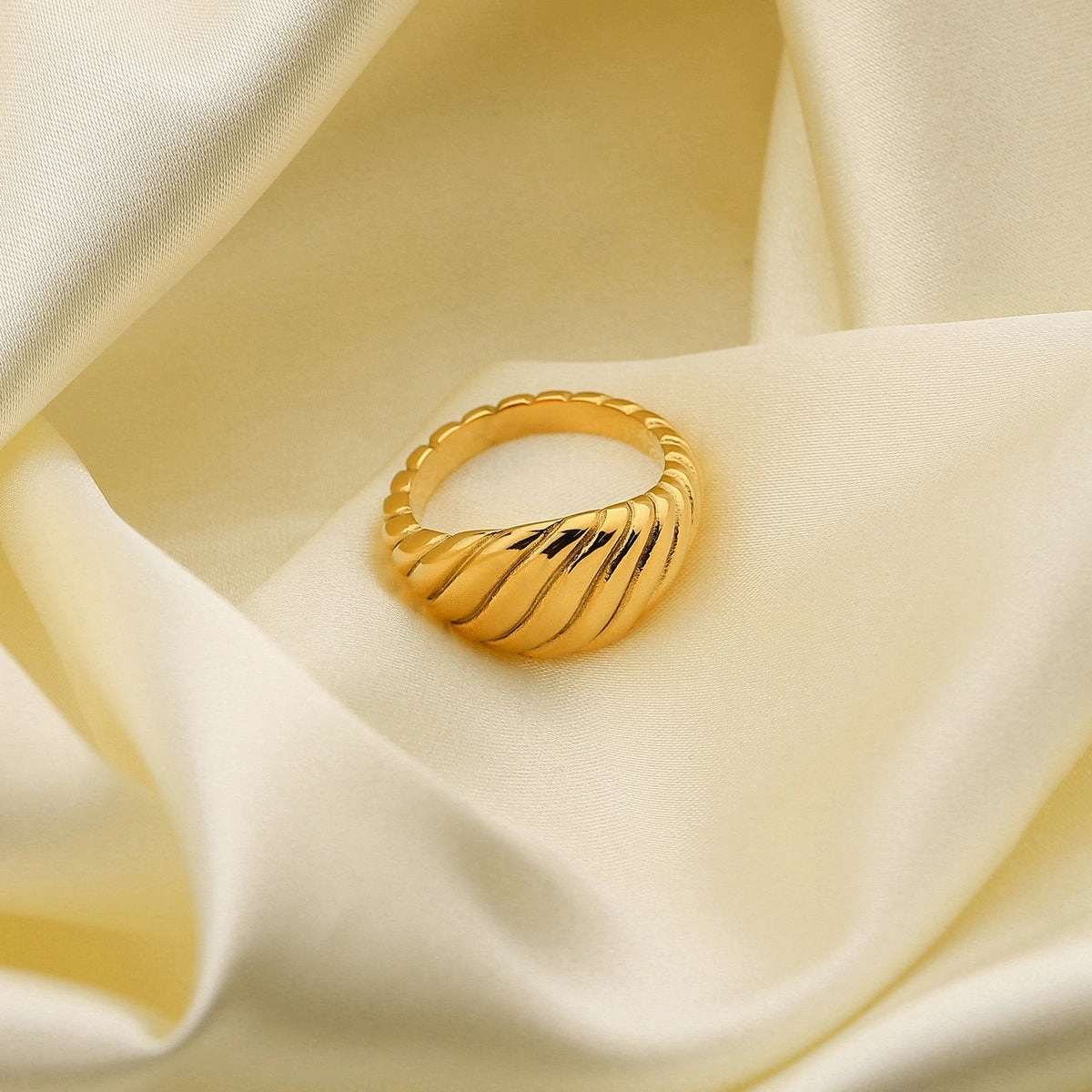 Wholesale 18K Gold Plated Stainless Steel Rings