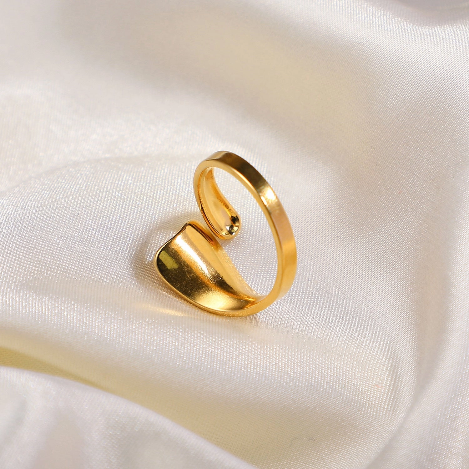 Wholesale 18K Gold Plated Stainless Steel Rings