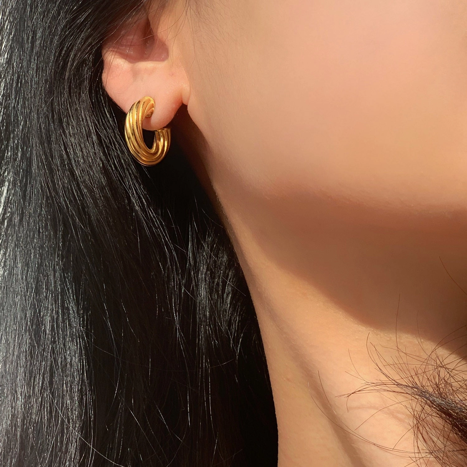 Wholesale 18K Gold Plated Stainless Steel Twisted Earrings
