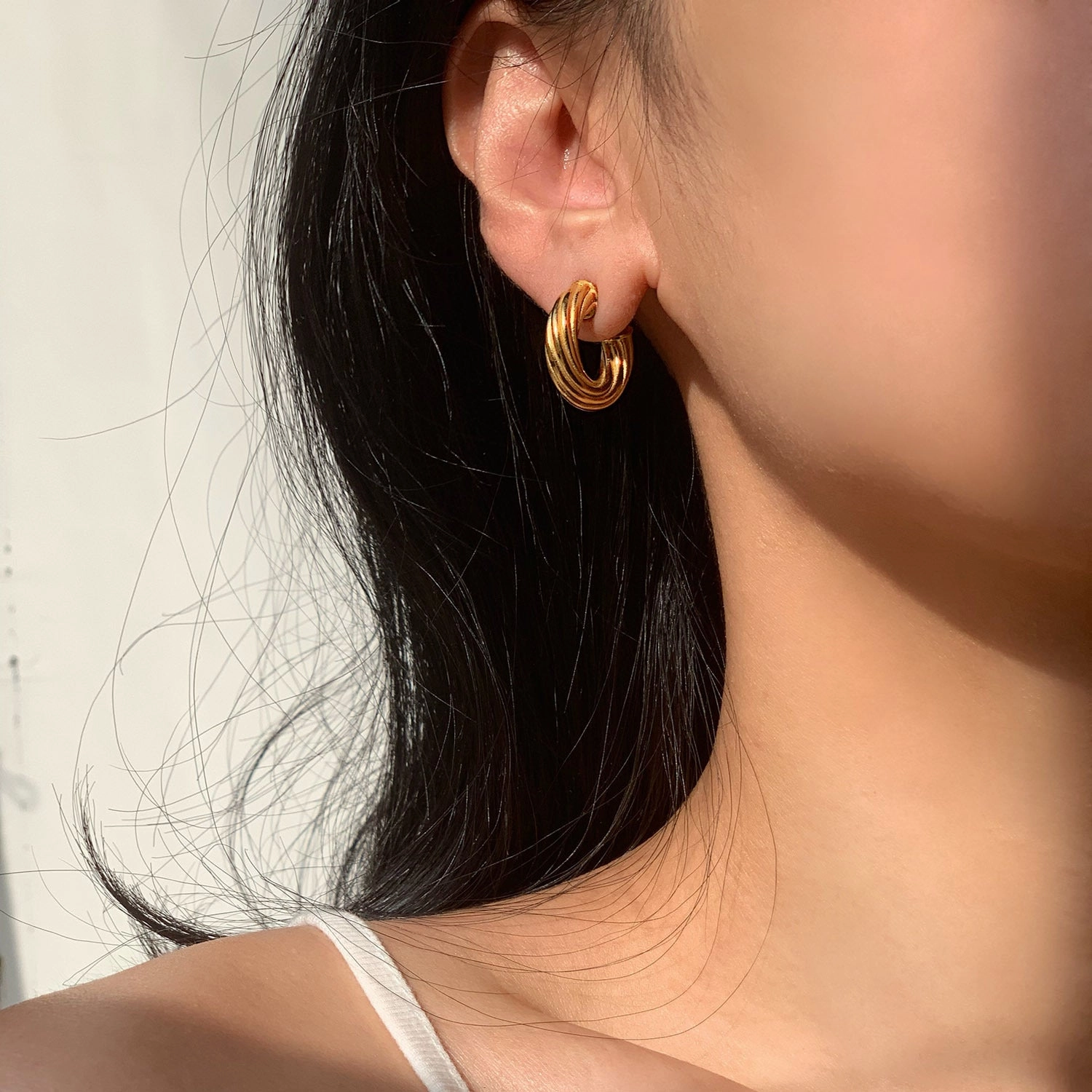Wholesale 18K Gold Plated Stainless Steel Twisted Earrings
