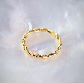 Wholesale 18K Gold Plated Wavy Twisted Rope Twist Stainless Steel Ring