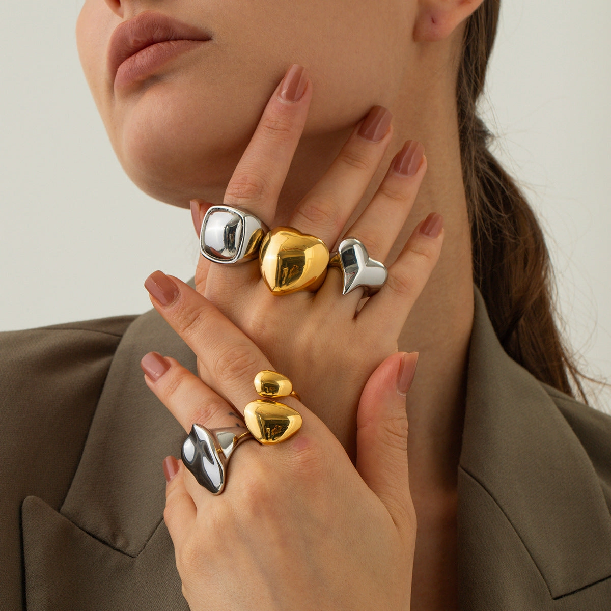 Wholesale 18K Gold Stainless Steel Exaggerated Spherical Ring