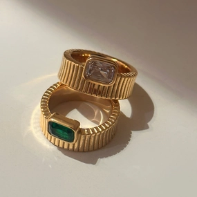 Wholesale 18k Real Gold Electroplated Titanium Steel Emerald Zircon Stripe Ring
