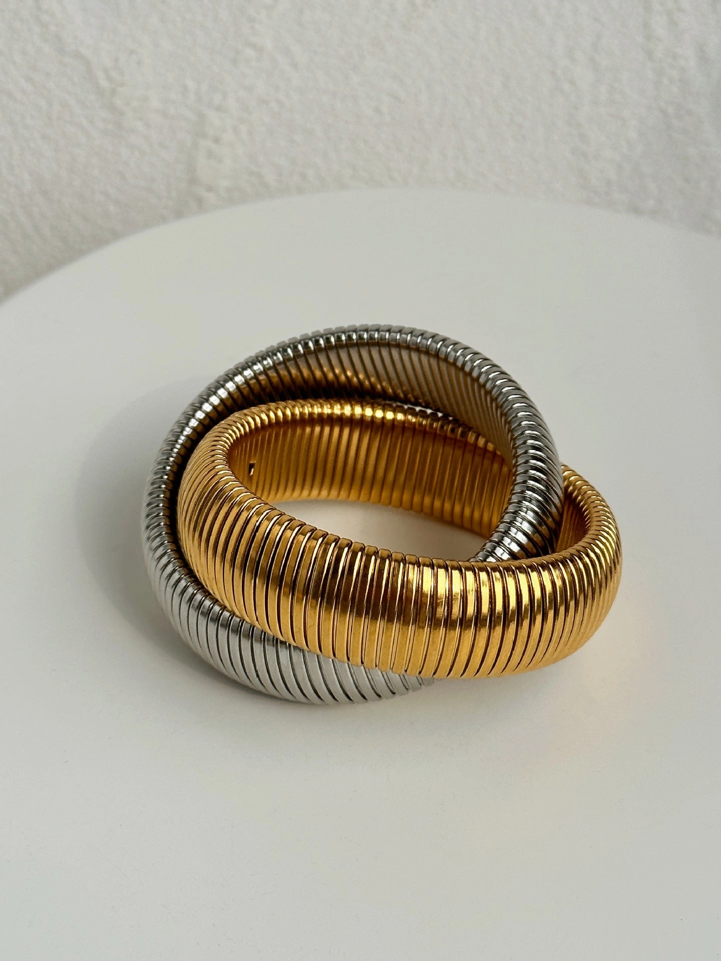 Wholesale 18k Real Gold Electroplated Titanium Steel Vintage Double Layer Elastic Bracelet