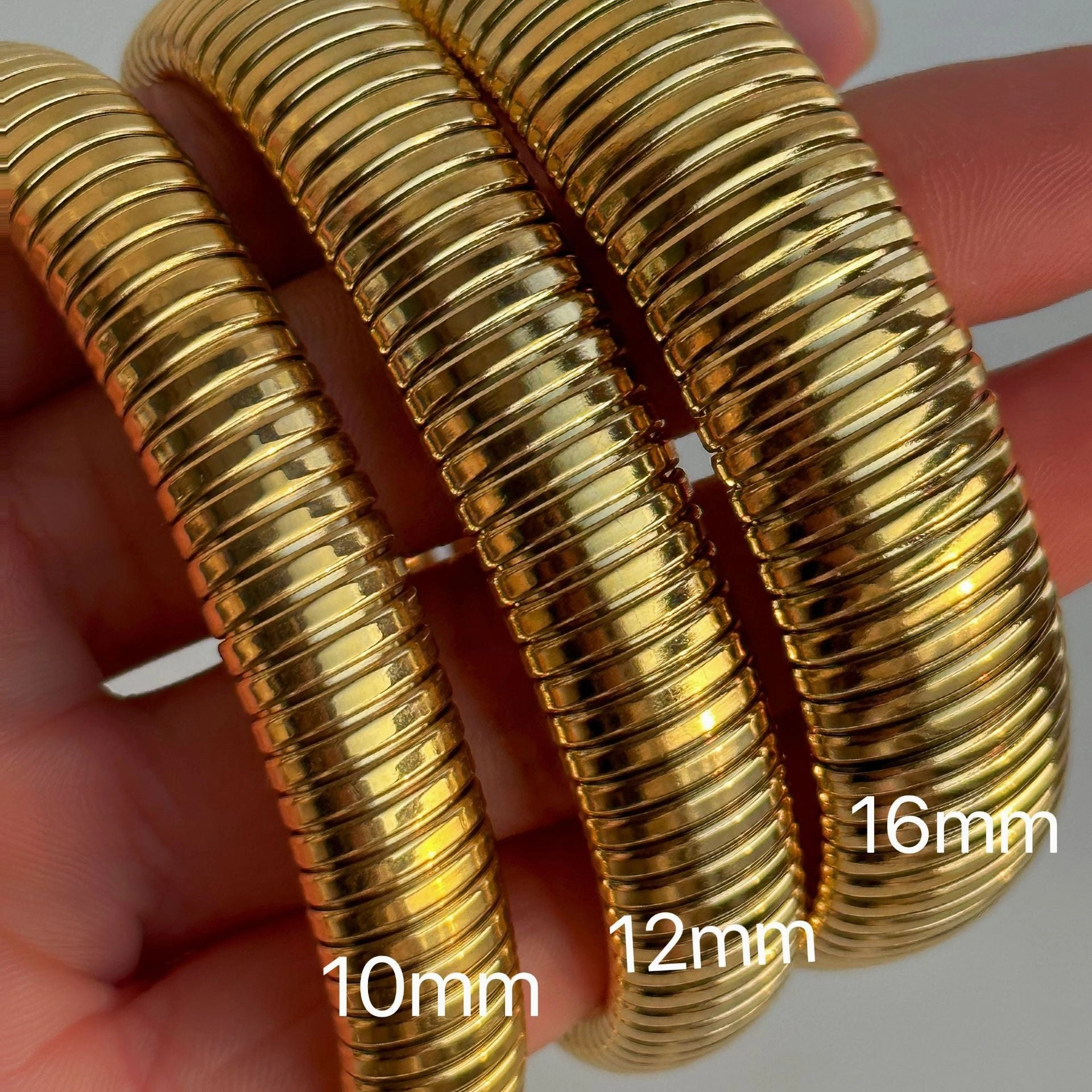 Wholesale 18k Real Gold Electroplated Titanium Steel Vintage Elastic Bracelet