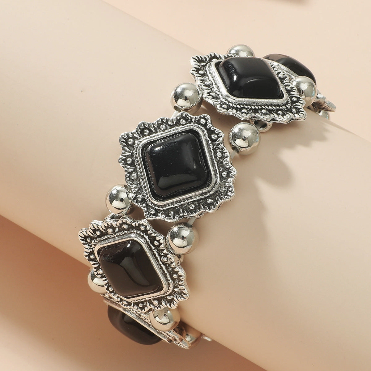 Wholesale 2PCS Vintage Bohemian Alloy Bracelet