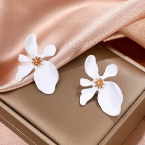 Wholesale 3D Flower Alloy Earrings