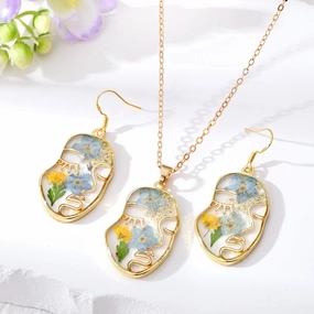 Wholesale 5PCS Creative Facial Natural Dry Flower Earrings