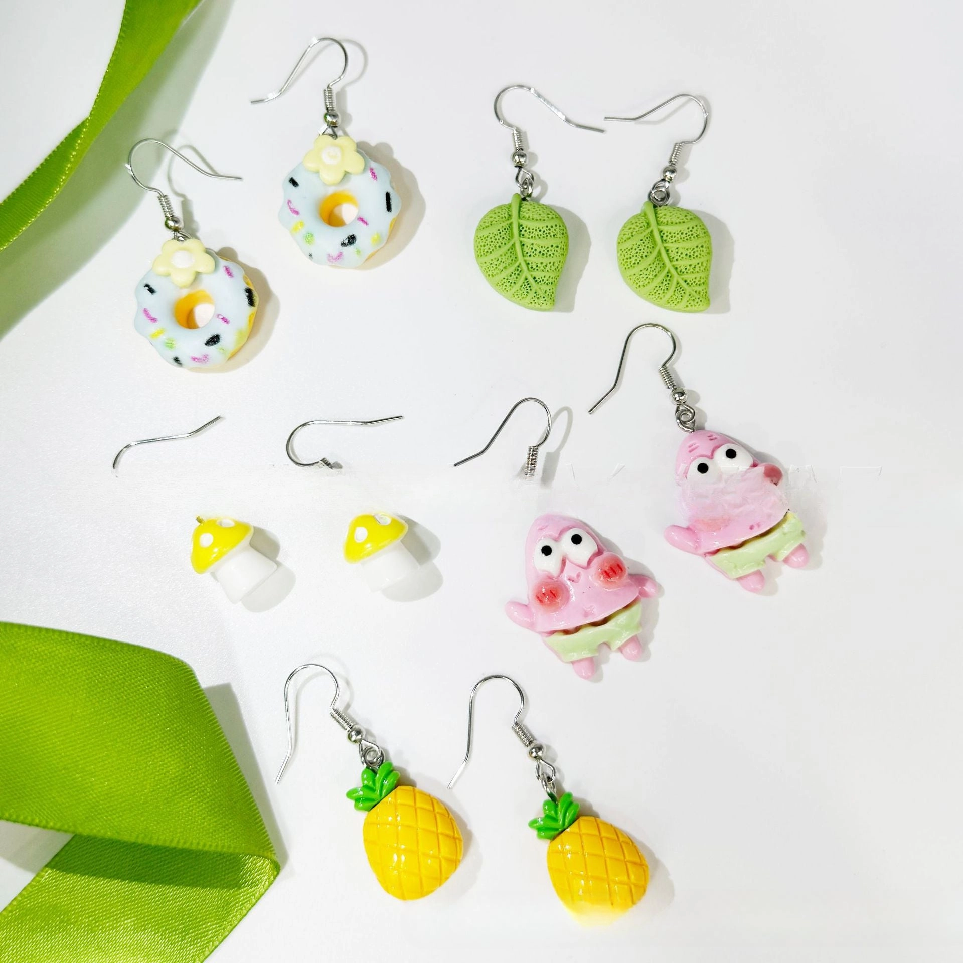Wholesale 5pcs/pack Hot Sale Acrylic Bear, Little Fresh Cute Duck, Funny Food Play Earrings Set