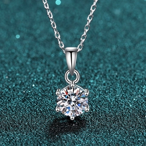 Wholesale 925 Sterling Silver 1 Carat Moissanite Six Claw Necklace