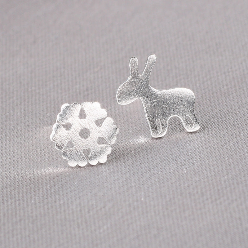 Wholesale 925 Sterling Silver Pin Mini Love Earrings