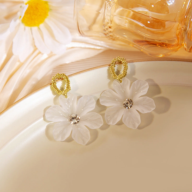 Wholesale Acrylic Flowers Transparent Petals Earrings