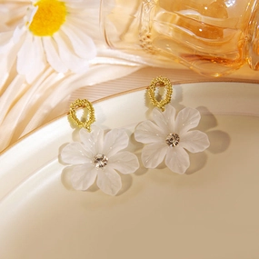 Wholesale Acrylic Flowers Transparent Petals Earrings