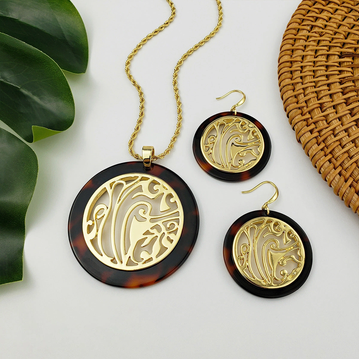 Wholesale Acrylic Large Flower Inlaid Pearl Earrings Jewelry Set