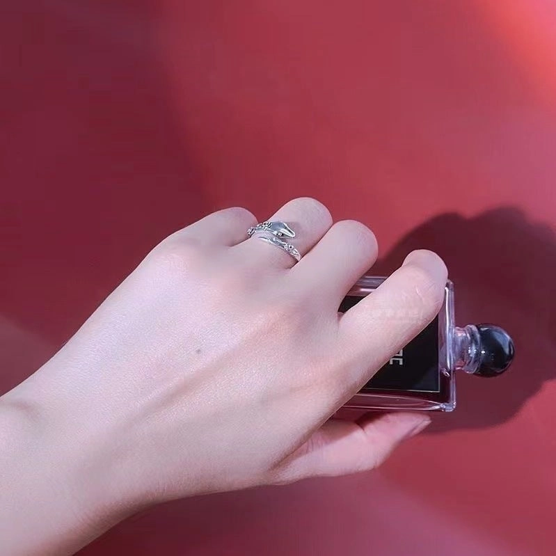 Wholesale Adjustable Snake Shaped Metal Rings