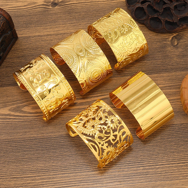 Wholesale Alien Dunhuang Gold Wide Bracelet Female Ethnic Style Bohemian Arm Dai Bracelet