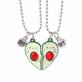 Wholesale Alloy Best Friend Heart Avocado Pendant Necklace