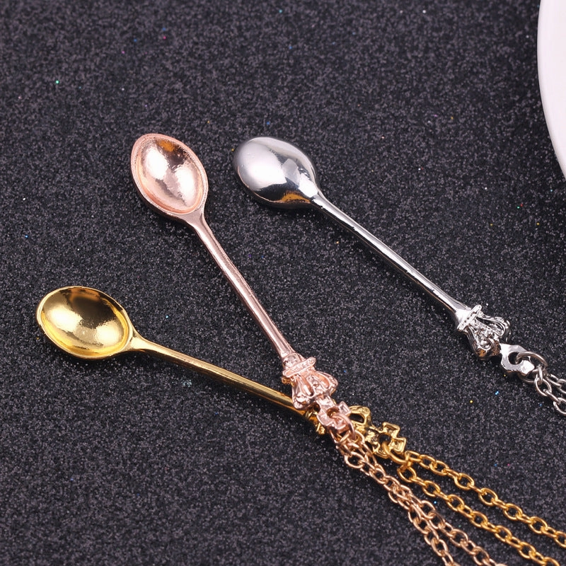 Wholesale Alloy Crown Mini Jewelry Gold Alice Crown Spoon Necklace
