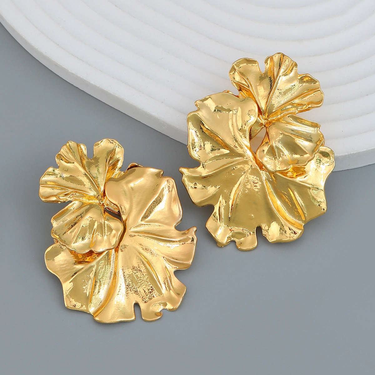 Wholesale Alloy Flower Earrings