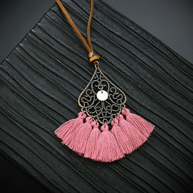 Wholesale Alloy Geometric Necklace Bohemian Tassel Pendant Necklace