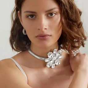 Wholesale Alloy Large Crystal Flower Necklace
