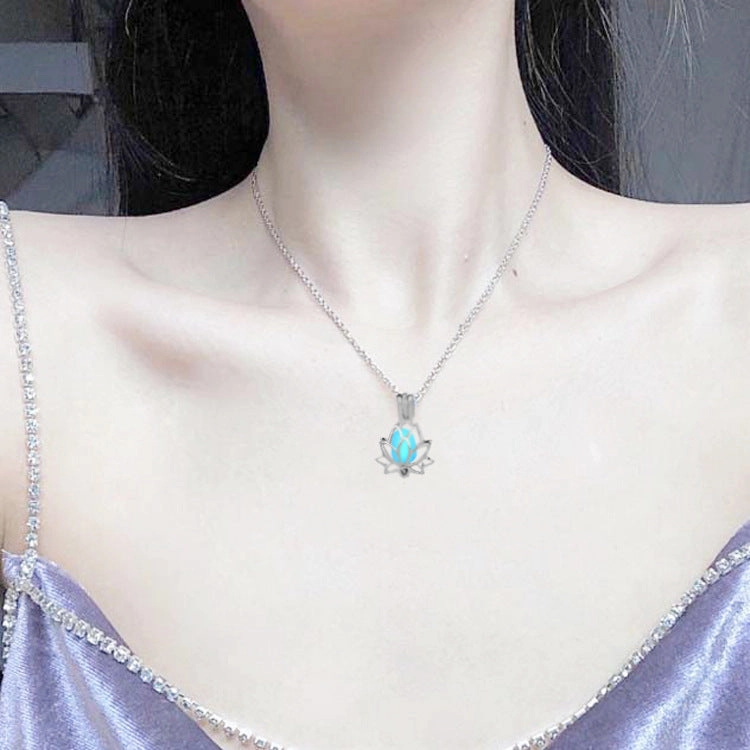 Wholesale Alloy Lotus Photo Box Luminous Pendant Necklace