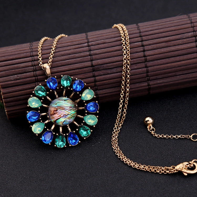 Wholesale Alloy Multilayer Star Moon Necklace