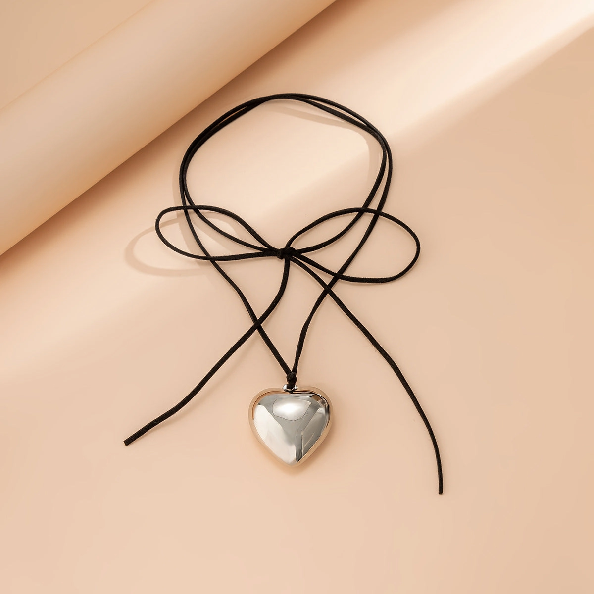 Wholesale Alloy Pull Adjustable Wax Line Love Pendant Necklace