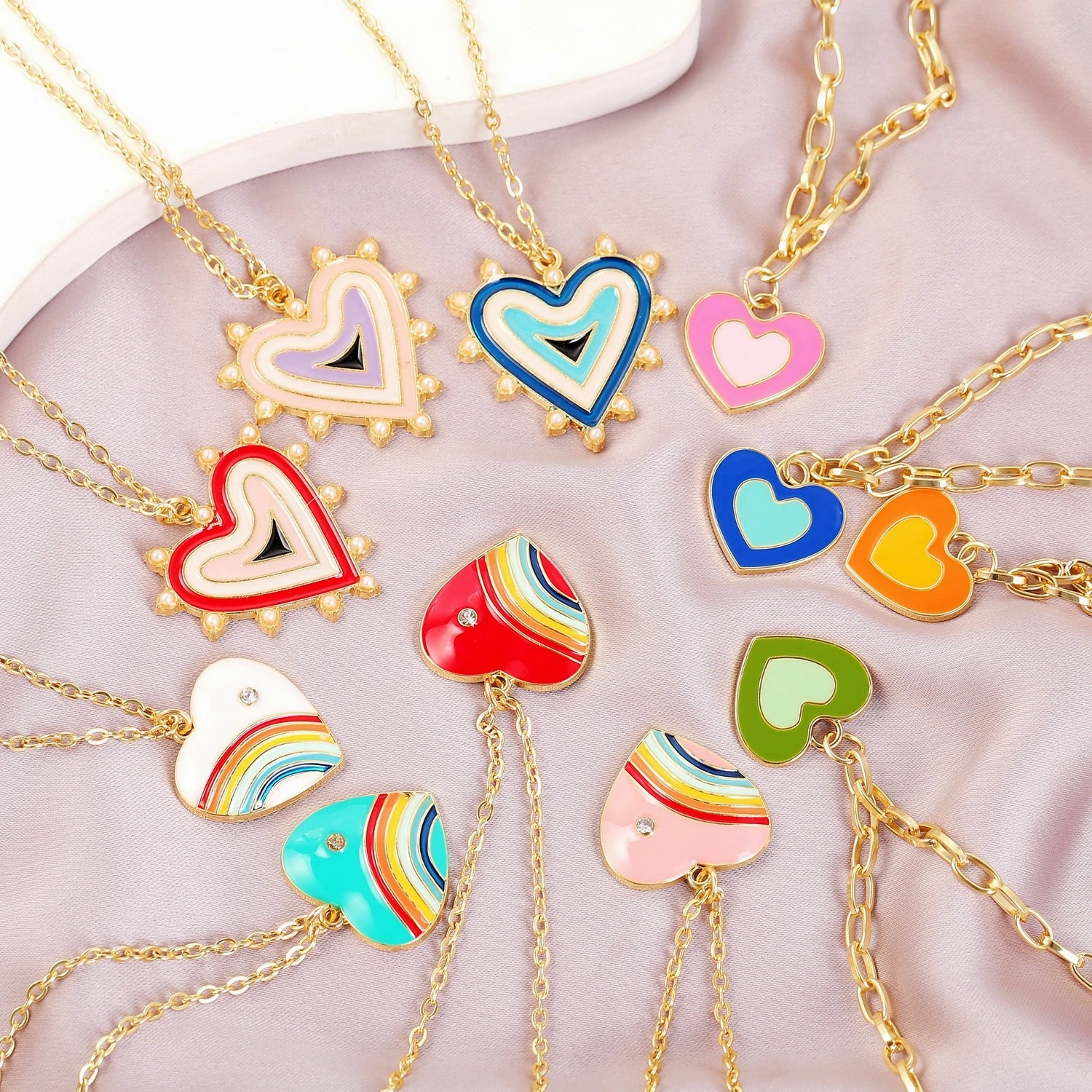Wholesale Alloy Rainbow Heart Design Necklace