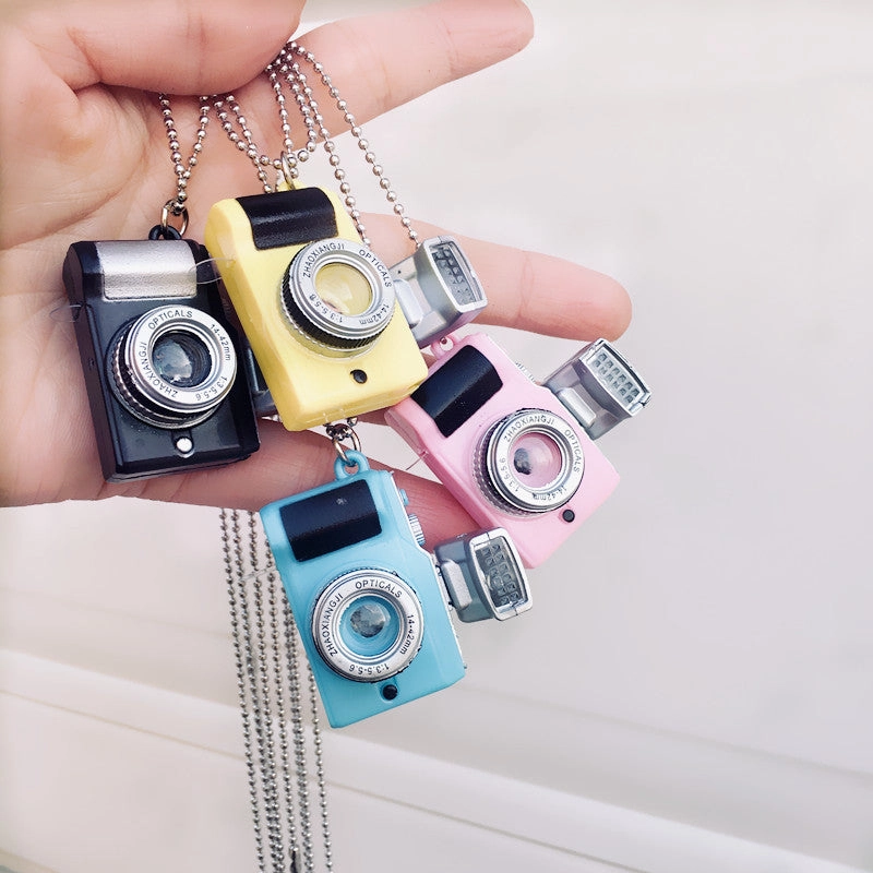 Wholesale Alloy Retro Small Camera Necklace