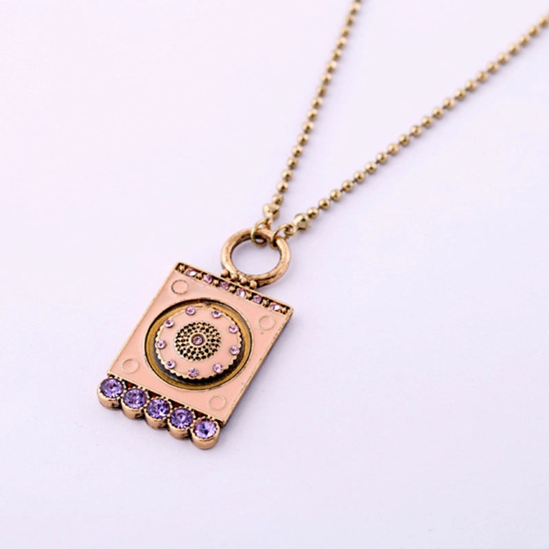 Wholesale Alloy Square Necklace