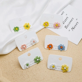 Wholesale Asymmetric Daisy Flower Alloy Earrings