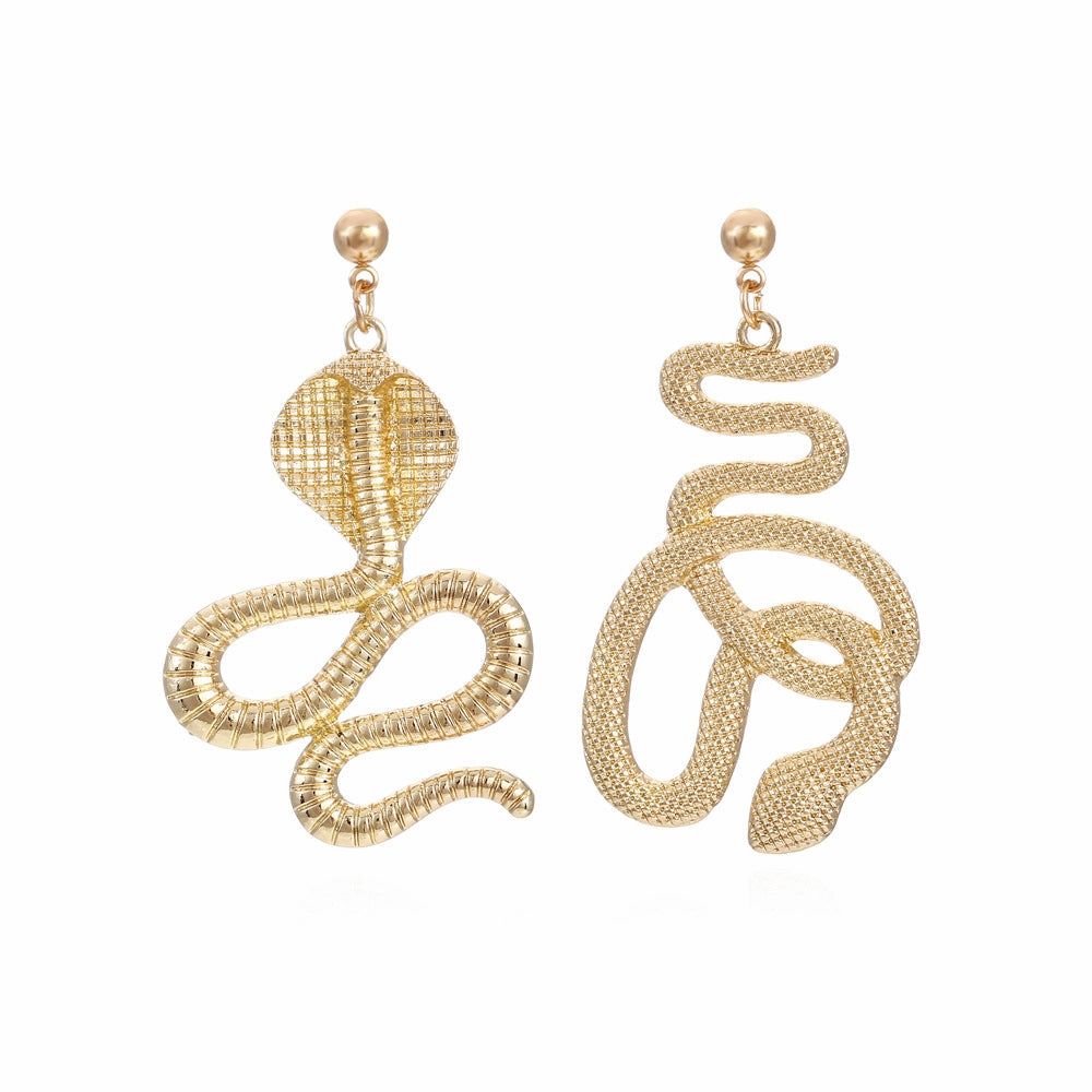 Wholesale Asymmetric Snake Vintage Alloy Earrings