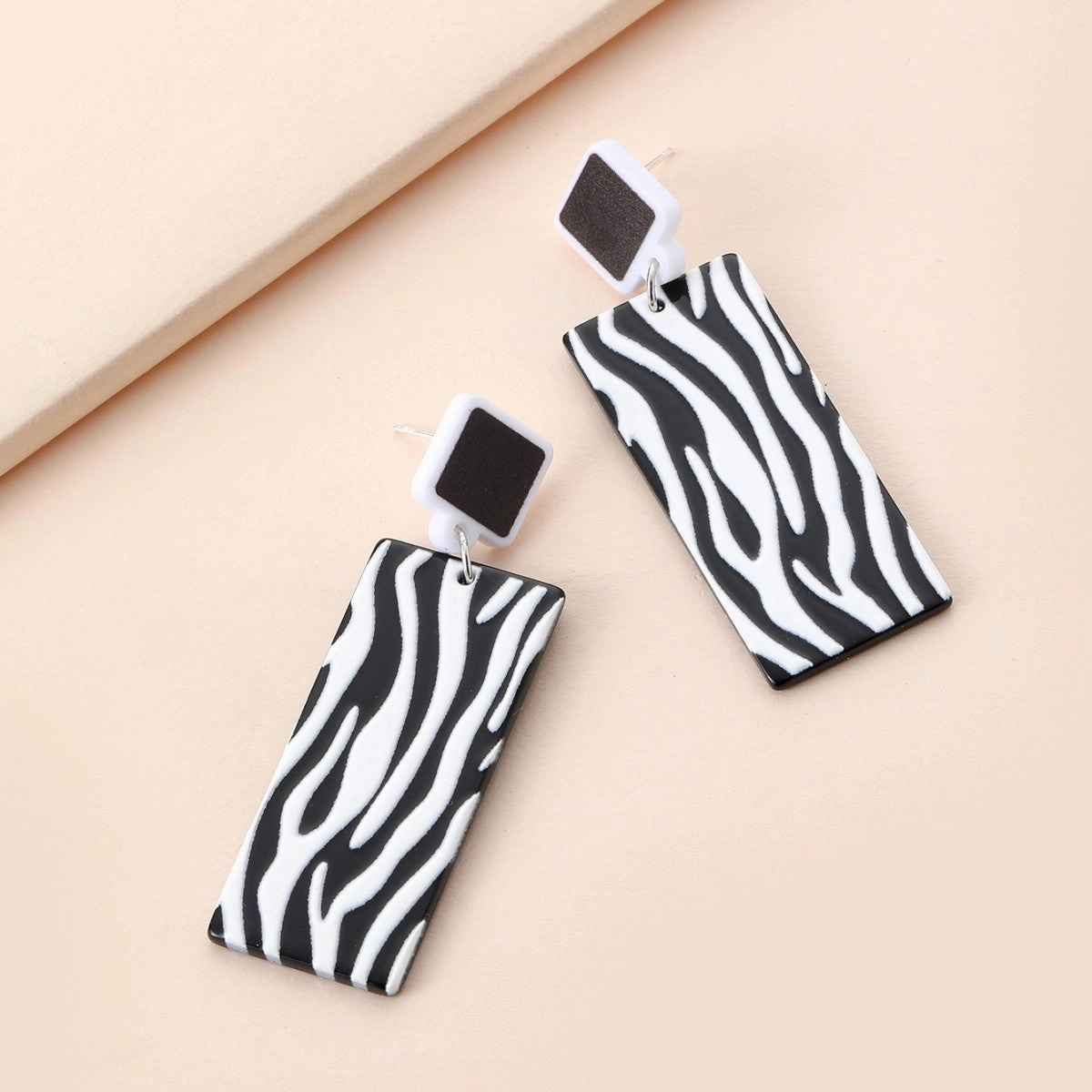 Wholesale Black & White Stripes Acrylic Earrings