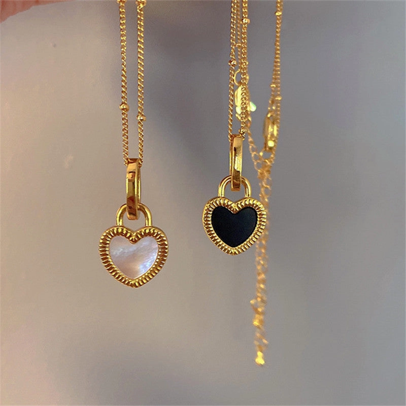 Wholesale Black and White Mother-of-pearl Heart Copper Necklaces