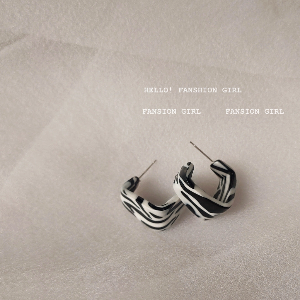 Wholesale Black and White Striped Zebra Pattern Acrylic Earrings