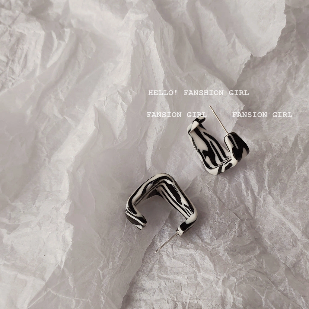 Wholesale Black and White Striped Zebra Pattern Acrylic Earrings