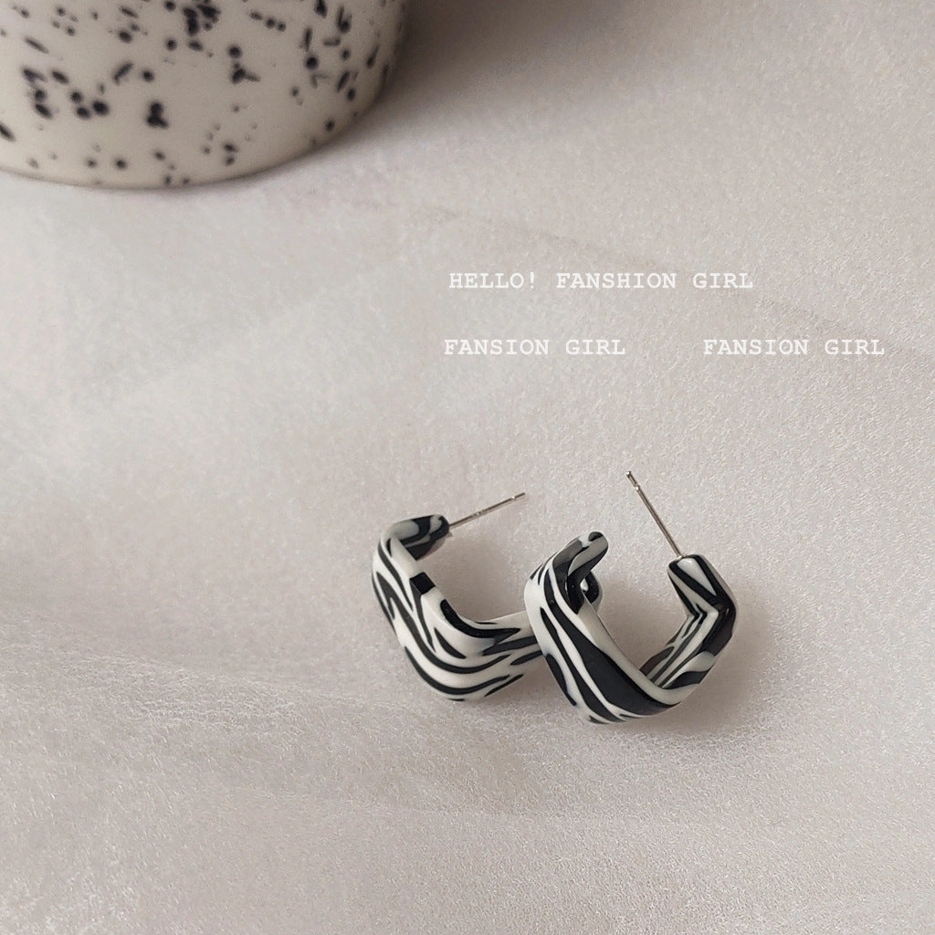Wholesale Black and White Striped Zebra Pattern Acrylic Earrings