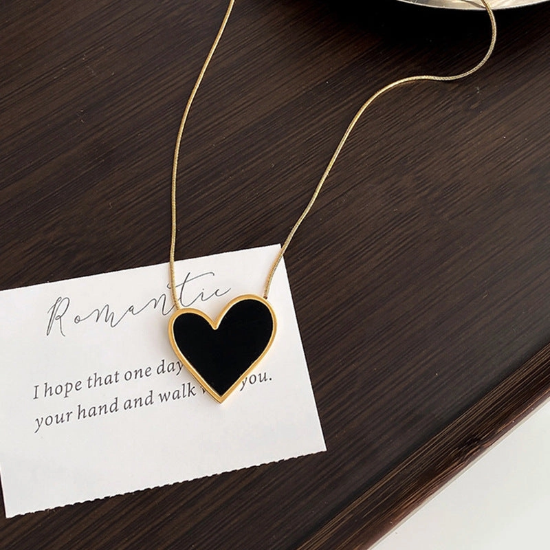 Wholesale Black Big Heart Titanium Steel Necklace Clavicle Chain