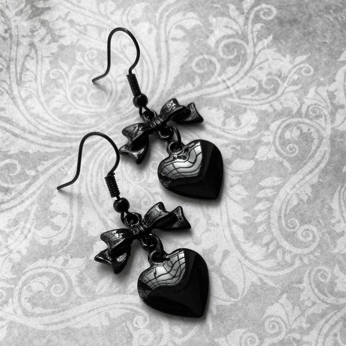 Wholesale Black Heart Shaped Black Bow Alloy Earrings