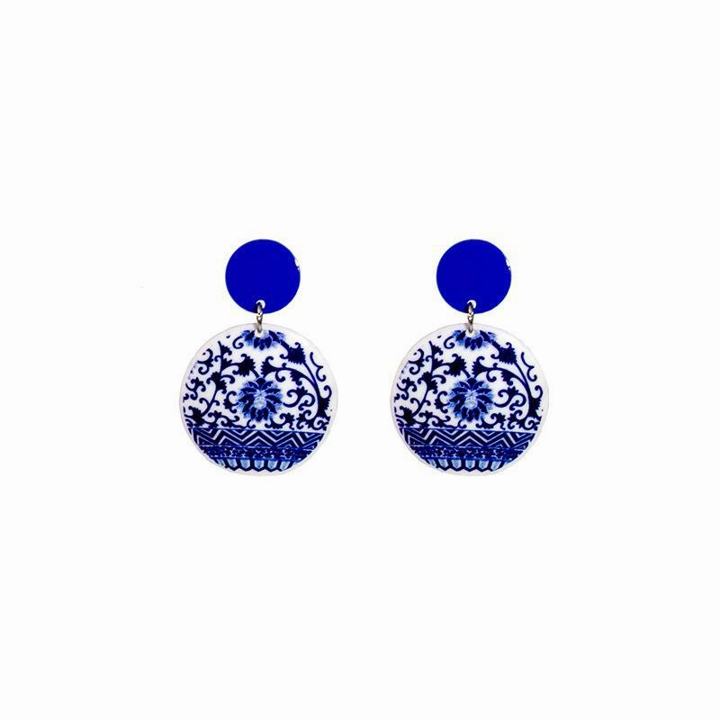 Wholesale blue and white porcelain fragment retro acrylic blue elegant geometric earrings