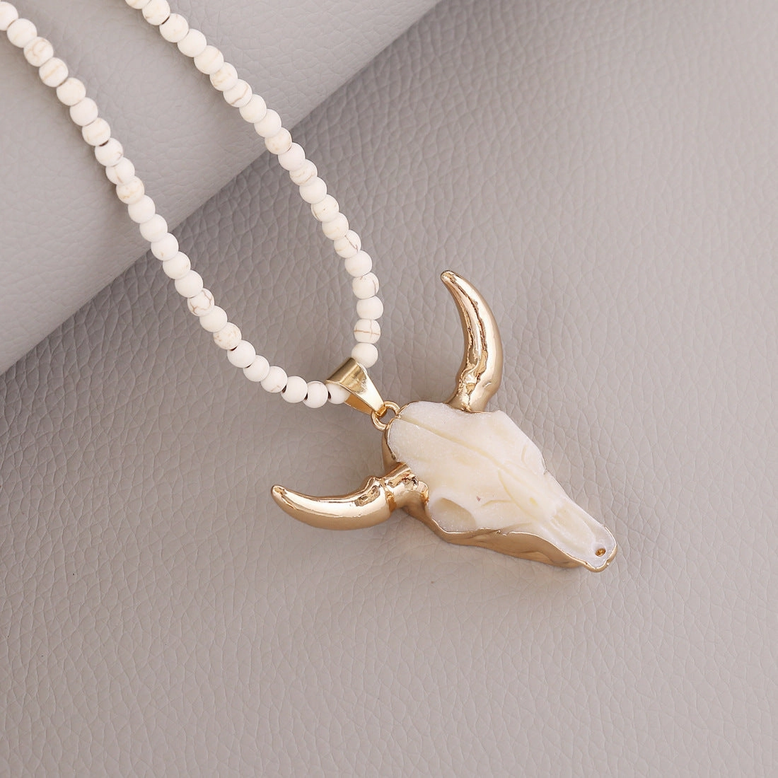 Wholesale Bohemian Bullhead Resin Necklaces