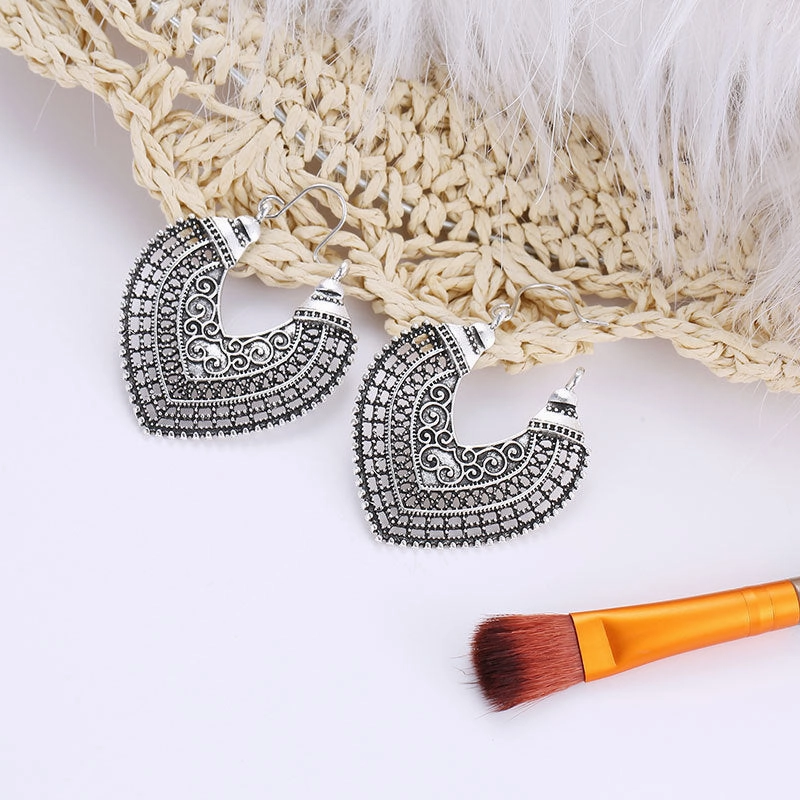 Wholesale Bohemian Heart Alloy Earrings