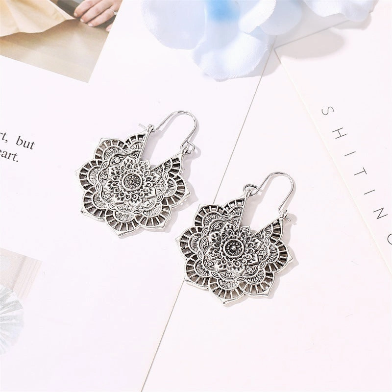 Wholesale Bohemian Metal Hollow Flower Earrings