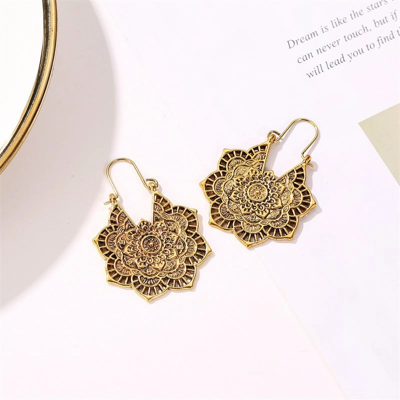 Wholesale Bohemian Metal Hollow Flower Earrings
